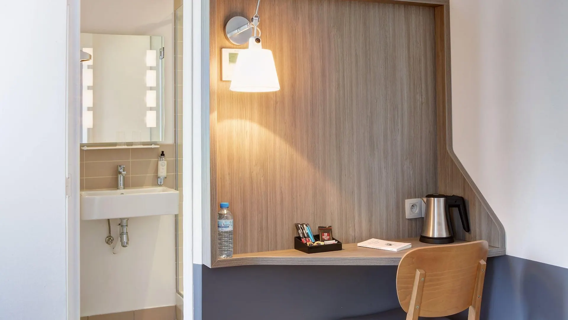 Contact Alize Montmartre Hotel