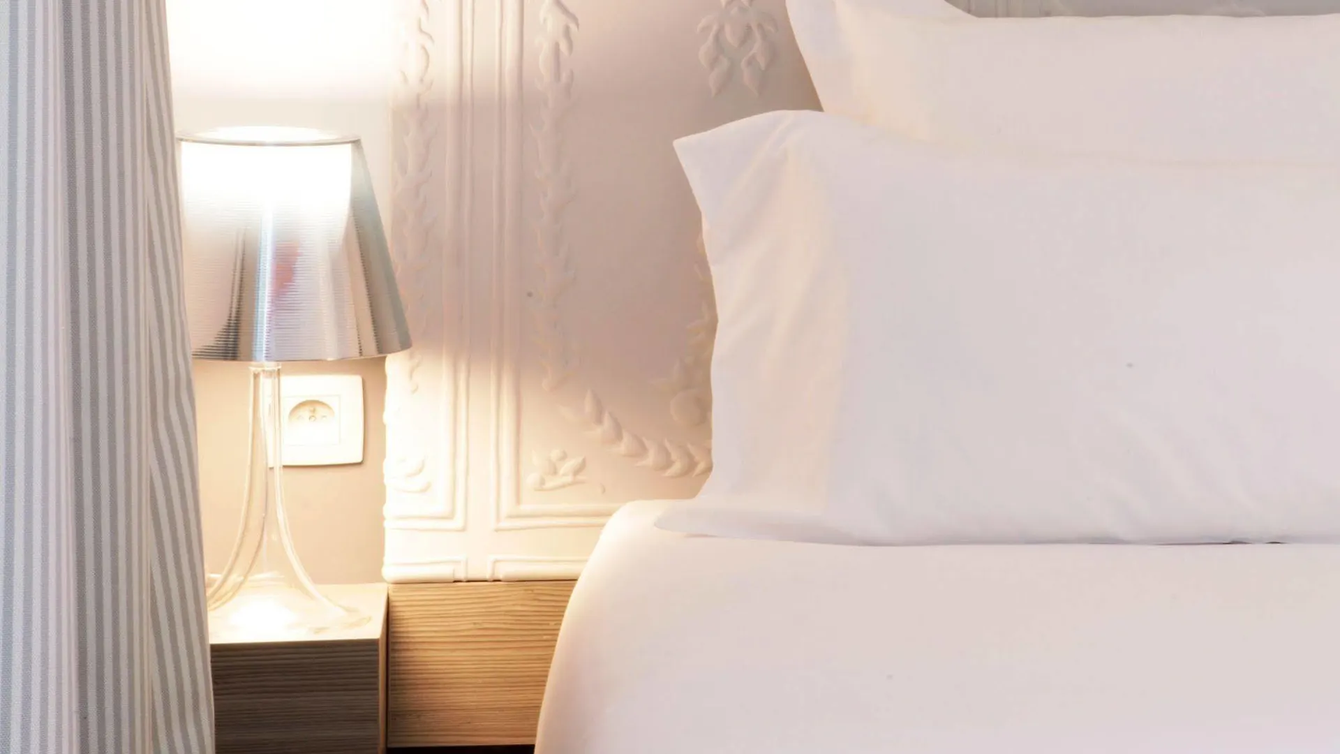 Hotel Contact Alizé Montmartre
